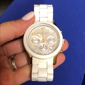 Michael Kors White gold and rubber watch GUC